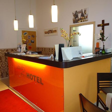 Stadthotel เรเกนส์บวร์ก ภายนอก รูปภาพ